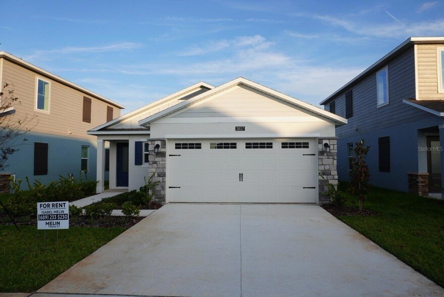 Foto principal - 3857 Corsican Ln