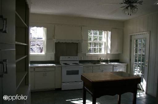 Foto del edificio - 1313 E North St