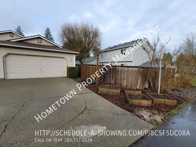 Building Photo - 3 Bedroom Rambler - Available NOW!