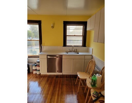 Primary Photo - 21 Lincoln St