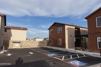 Building Photo - 6002 Pam McCall Ln