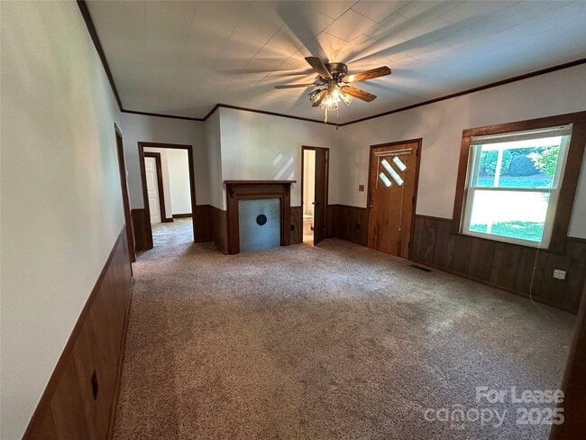 Building Photo - 4537 Burton Ln