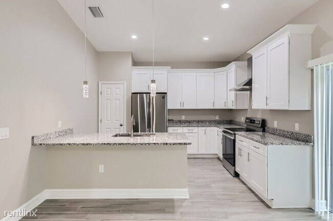 Foto del edificio - 3 br, 2 bath House - 1005 E 108Th Avenue UNIT
