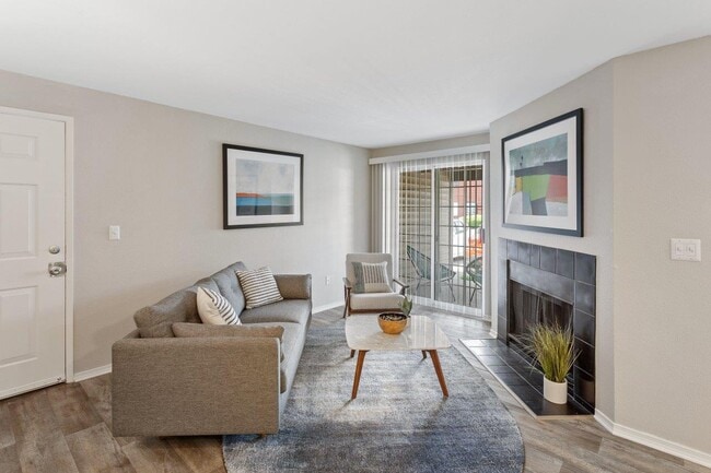 Building Photo - Alvista 23 Apartment Homes