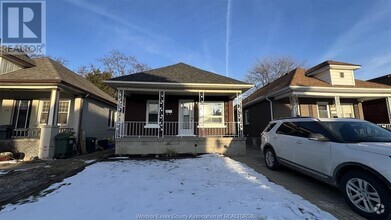 Building Photo - 1514 Elsmere Ave