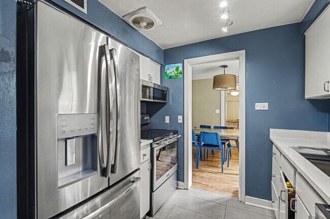 Foto del edificio - 3633 41st Ave W