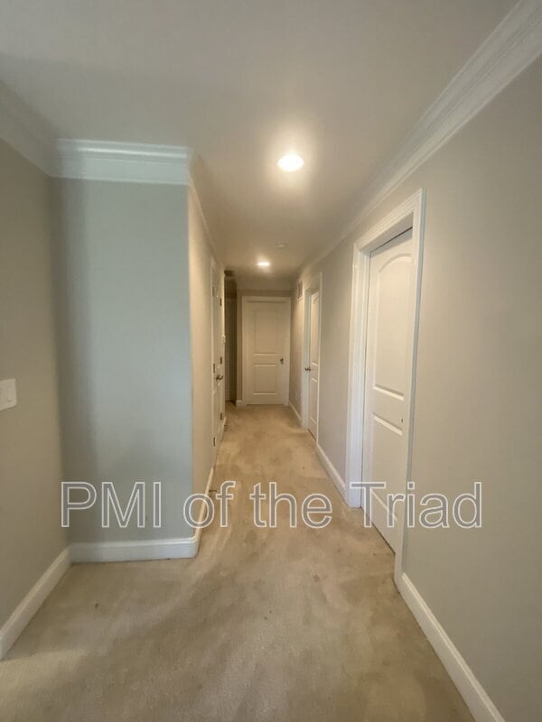 Building Photo - 2953 York Pl Dr NE