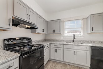 Building Photo - Nu Hudson