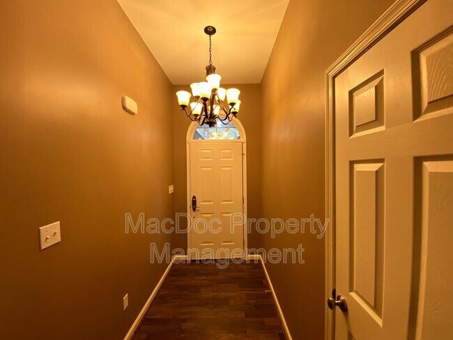 Foto del edificio - 1265 Ullainee Rd