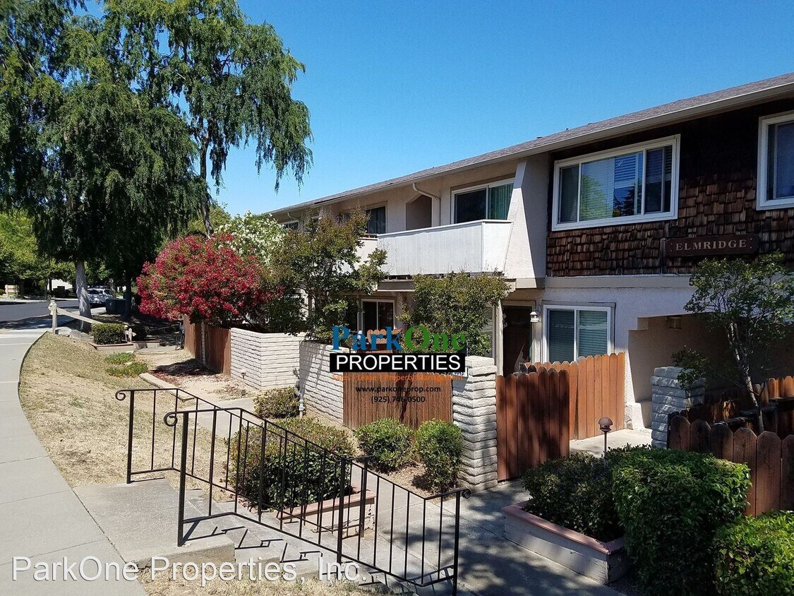 Foto principal - 5643 Sonoma Dr
