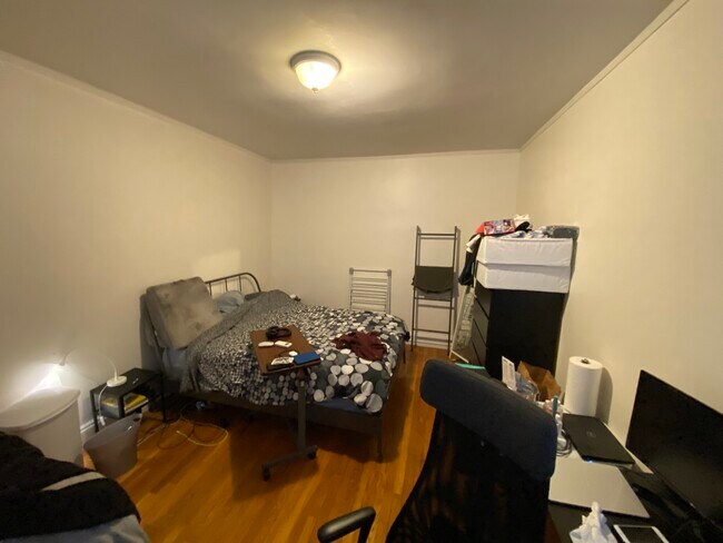 Foto del edificio - 1558 Massachusetts Ave