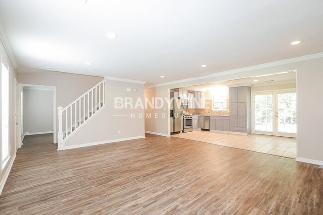 Building Photo - 883 Timbervale Ln