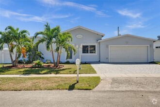 Building Photo - 9240 SW 54th St