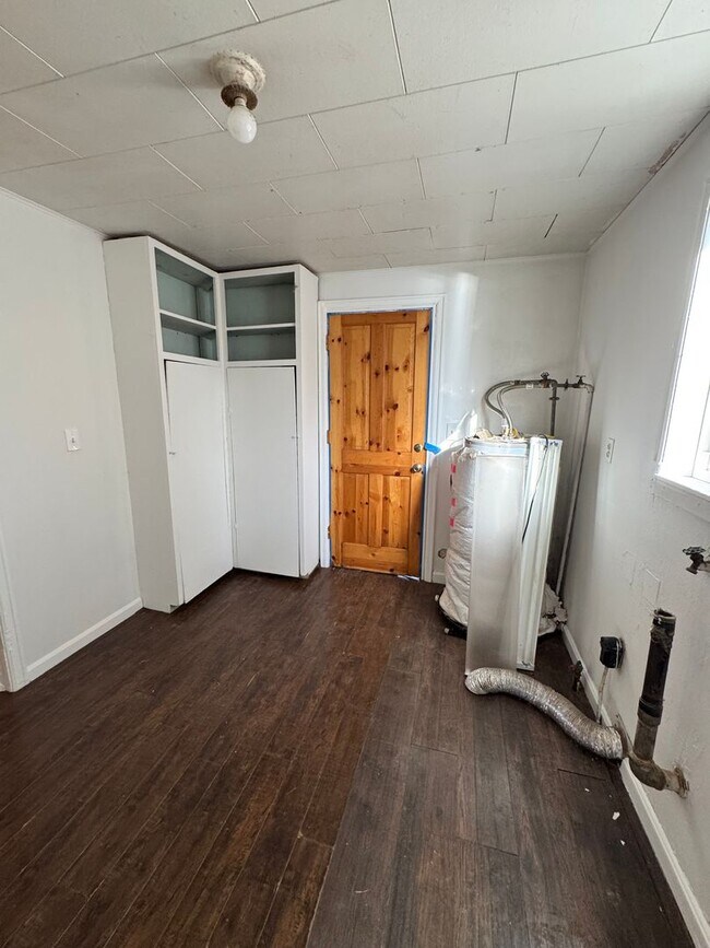 Foto del edificio - Myrtle Creek 2-Bedroom Home with Garage