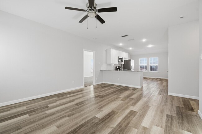 Foto del edificio - 2050 Lillius St