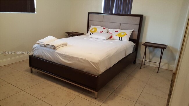 Foto del edificio - 2822 Monroe St