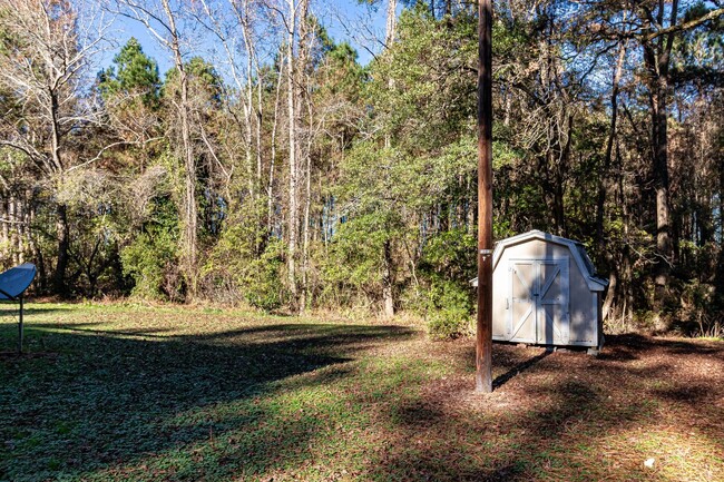 Foto del edificio - 3 BR, 1.5 BA w/ Garage in Goldsboro