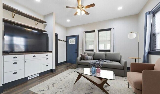 Foto del edificio - 4174 Cass St
