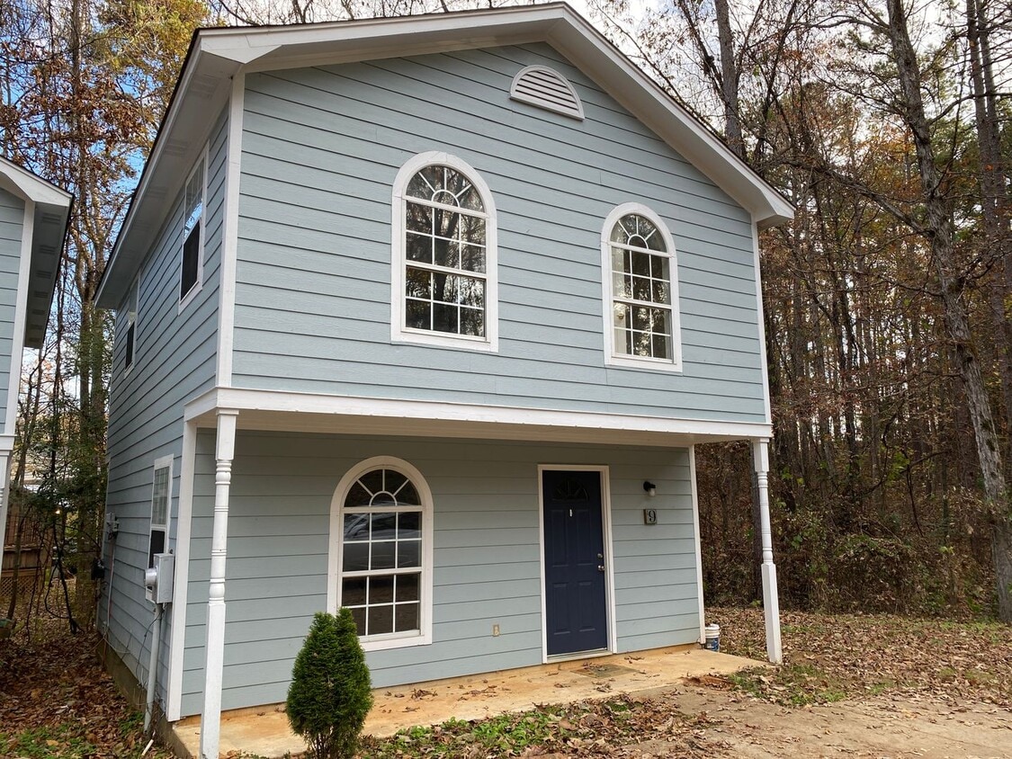 Primary Photo - 2BR/2.5BA
