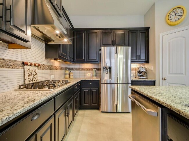 Building Photo - 5509 Brady Bayou Cove