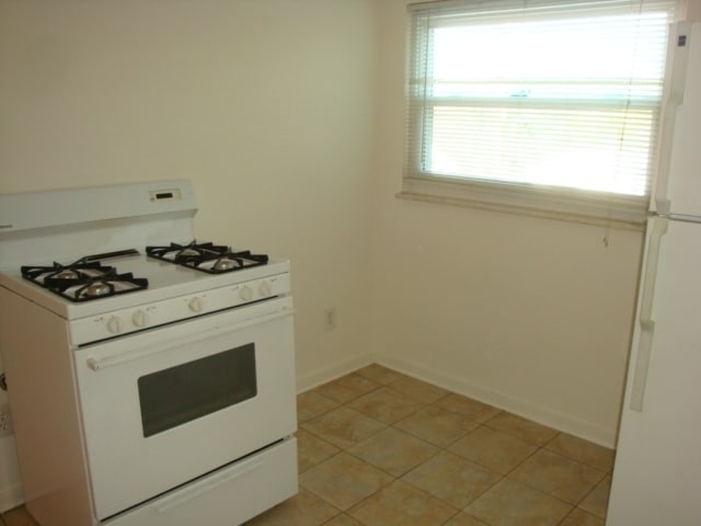 Building Photo - 1125 Schang Rd