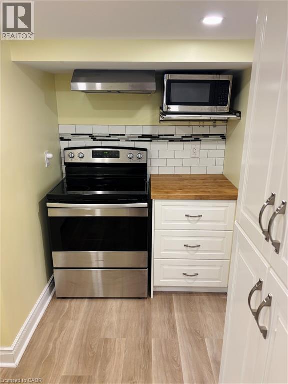 Photo du bâtiment - 465 Upper Sherman Ave