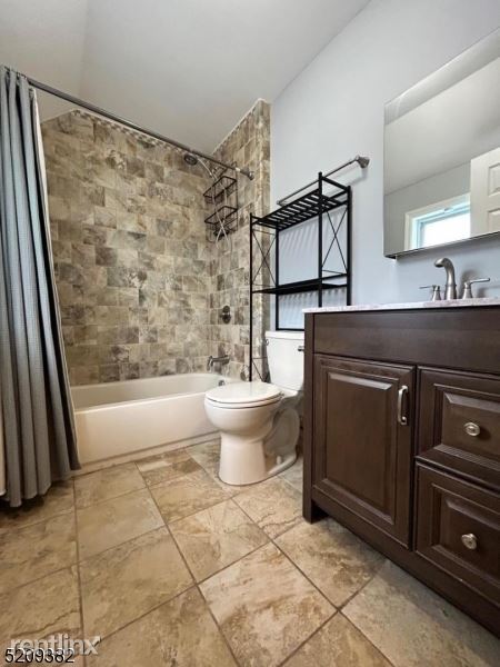 Foto del edificio - 3 br, 2 bath House - 1548 Totten Street