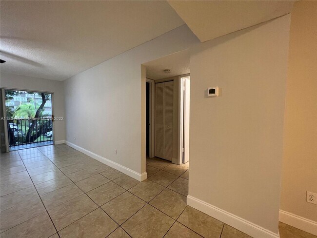 Building Photo - 21133 SW 85th Ave