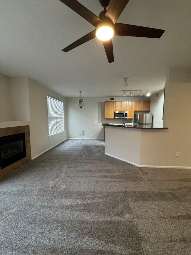 Side view - living room - 17520 Nature Walk Trl
