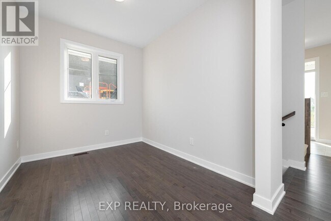 Building Photo - 611 Terrier Cir