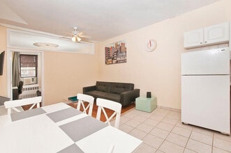 Building Photo - 337 E 81st St