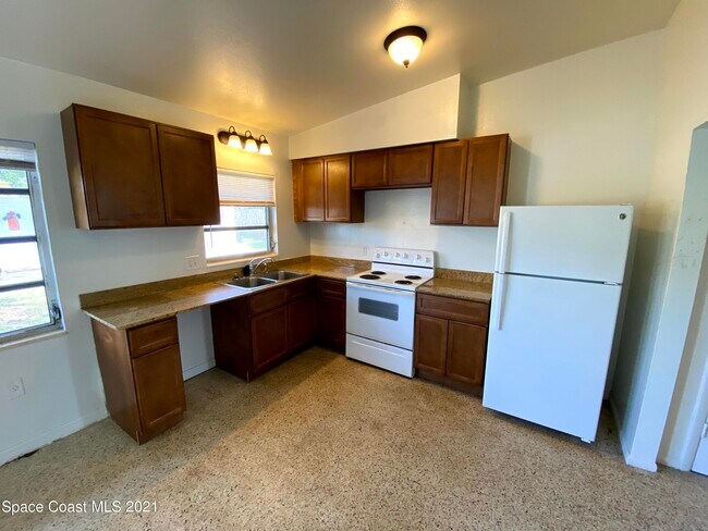 Foto del edificio - 115 Pierce Ave