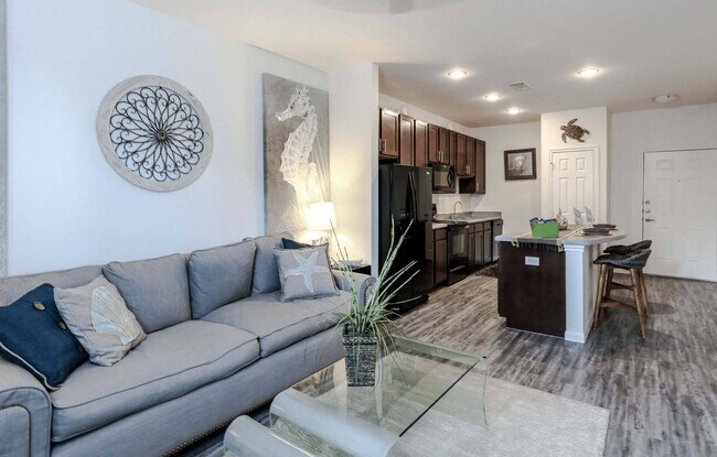 Foto del edificio - The Cove Apartments