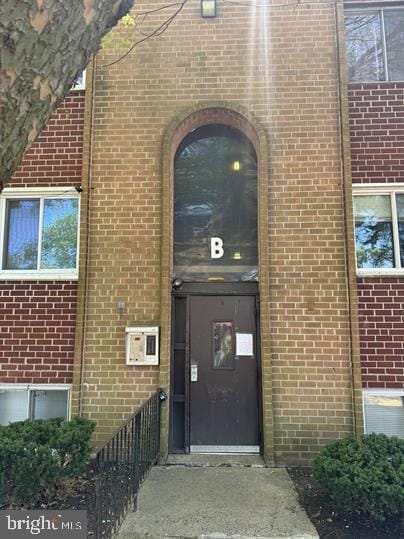 Building Photo - 110-30 Byberry Rd