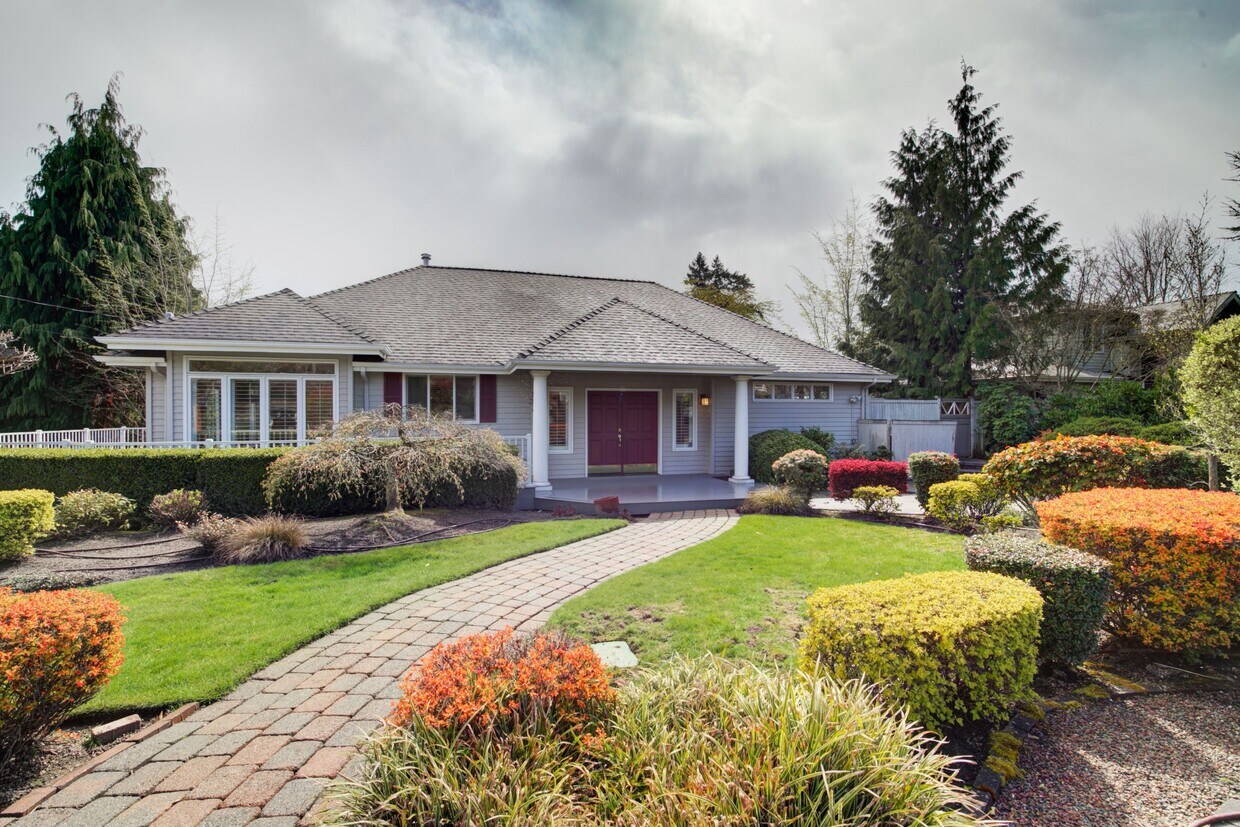 137 11th Ave, Kirkland, WA 98033 House Rental in Kirkland, WA