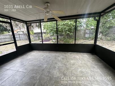 Foto del edificio - 1031 Abell Cir