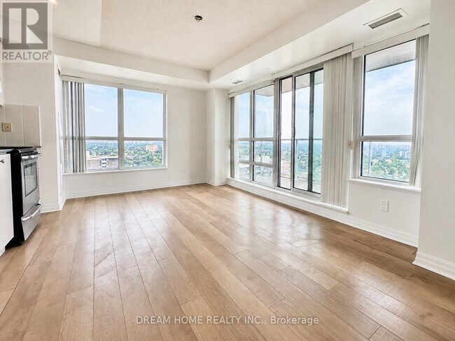 Photo du bâtiment - 2015 Sheppard Ave E