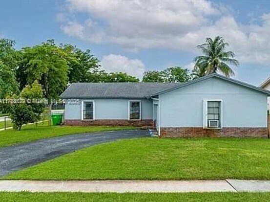 Foto del edificio - 10900 NW 28th St