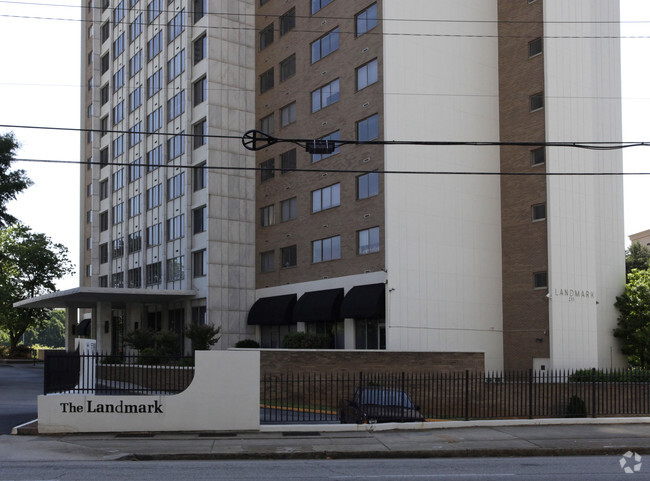 Building Photo - Landmark Condominiums