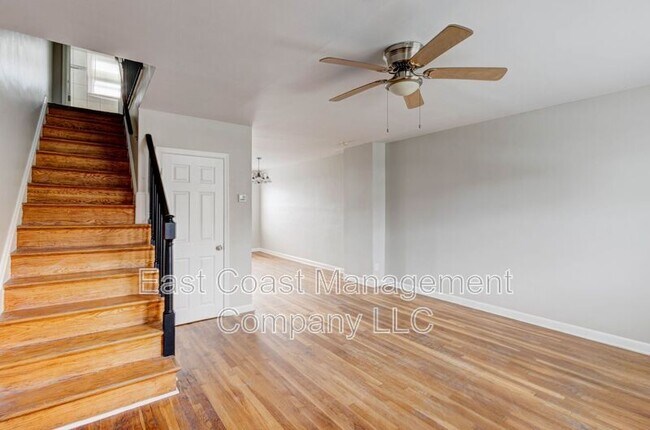 Building Photo - 2233 Graythorn Rd
