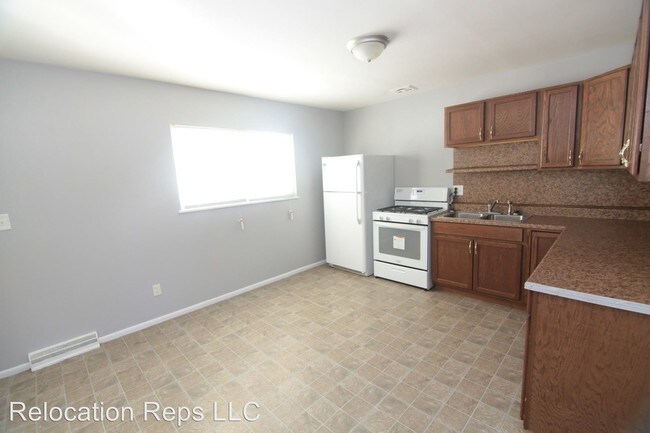 Building Photo - 3 br, 1 bath House - 3922 8th Street