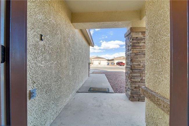 Building Photo - 3752 Loma Esteban