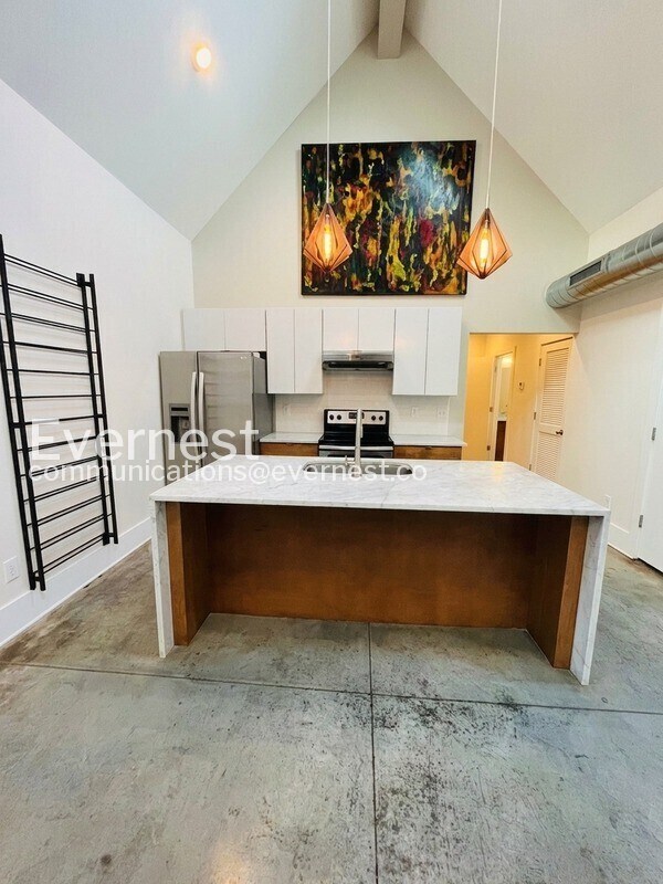 Foto del edificio - 5210B Michigan Ave