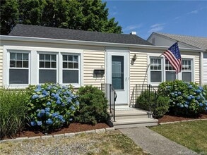 Building Photo - 41 Town Beach Rd
