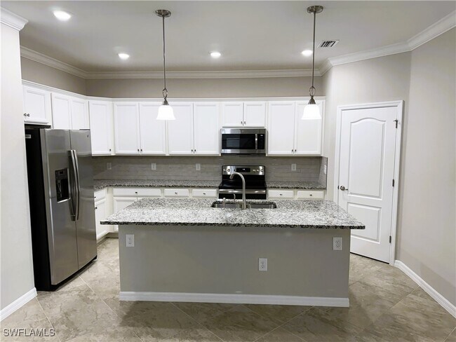 Foto del edificio - 9444 Glenforest Dr