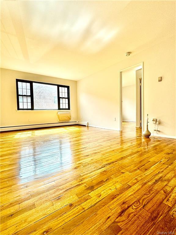 Building Photo - 60 Crescent Pl