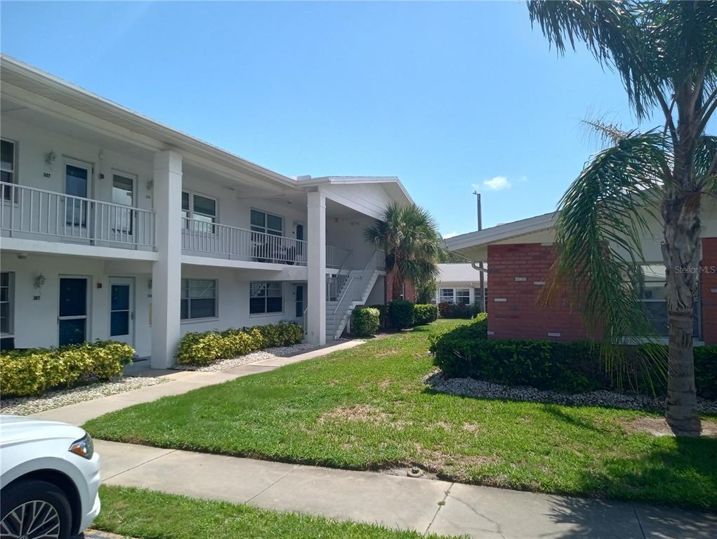 Foto principal - 330 Brandywine Dr