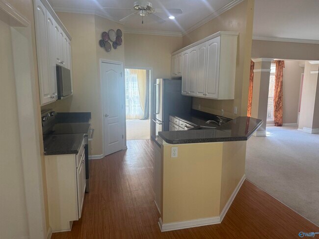 Foto del edificio - 1719 Weymouth Ln NW
