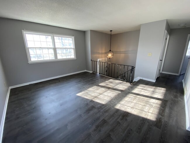 Building Photo - 3408 Easton Blvd