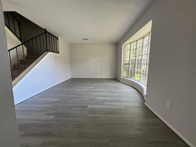 Foto del edificio - 7012 Jetty Ln